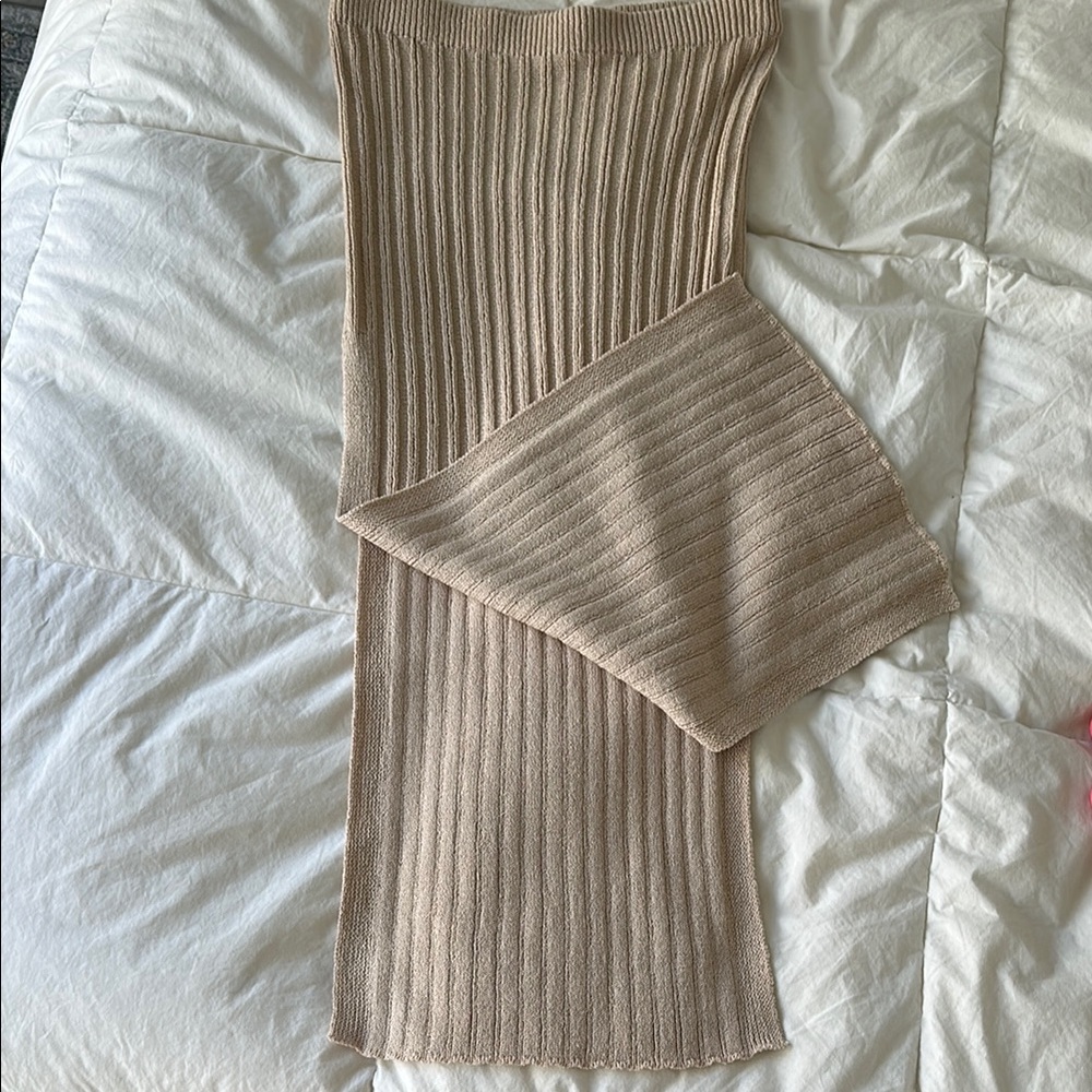 Tan Ribbed Knit Two-Piece Set - Picture 4 of 5